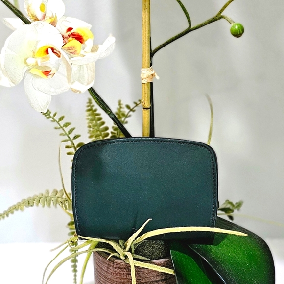 Vintage Coach Zip-Around Compact Wallet Clutch # 7242 (Bottle Green) - Picture 3 of 13